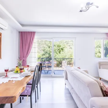 Balart Apartment *